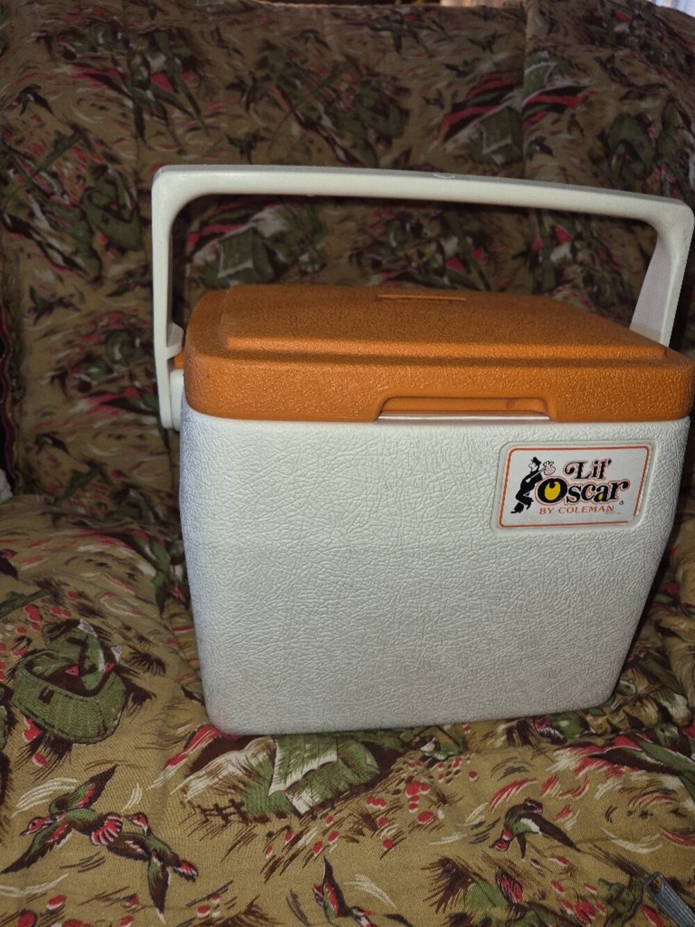 Coleman Lil' Oscar cooler (Model 5272)
